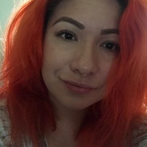 Meet your Posher, Stephany